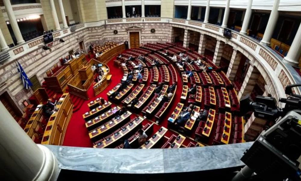 Όλες οι αλλαγές που φέρνει το νέο εργασιακό νομοσχέδιο